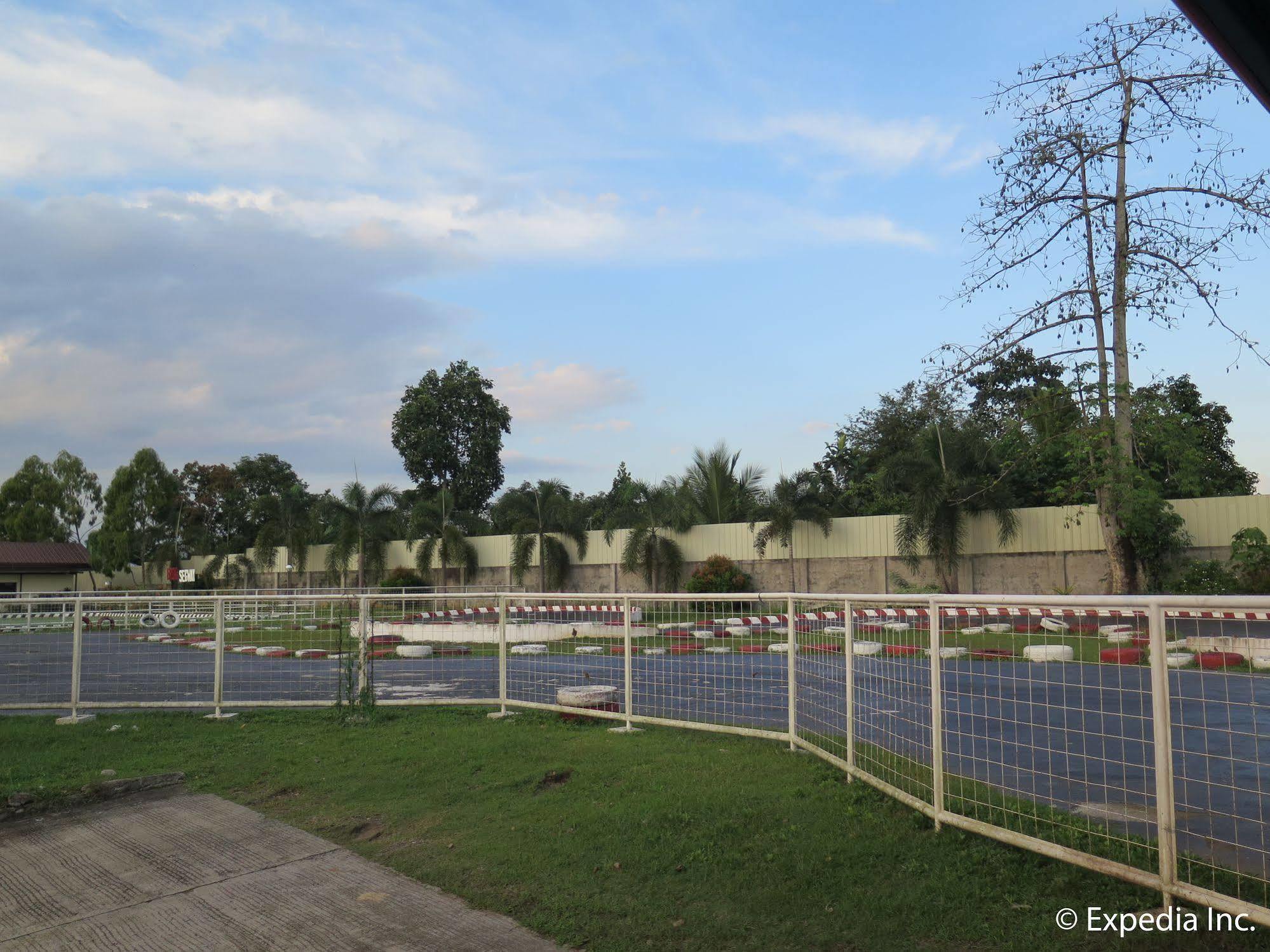 D'Leonor Inland Resort & Adventure Park Davao ภายนอก รูปภาพ